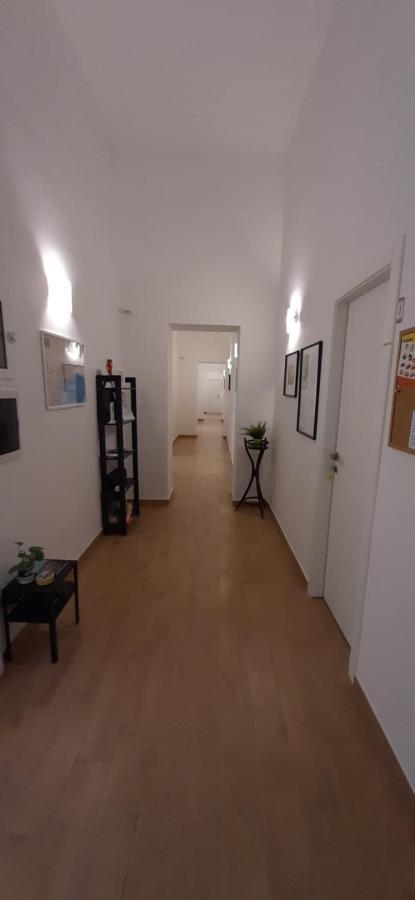 Casa Laura Oliva Mancini Bed & Breakfast Napoli Bagian luar foto