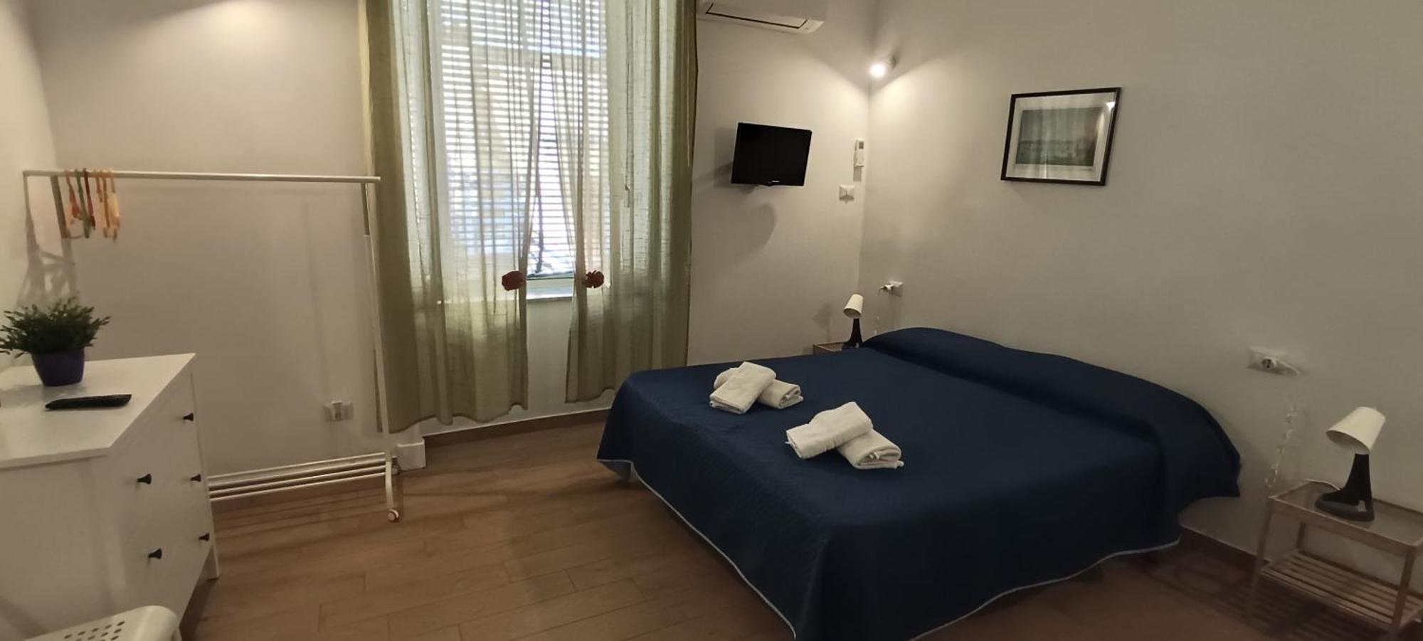 Casa Laura Oliva Mancini Bed & Breakfast Napoli Bagian luar foto