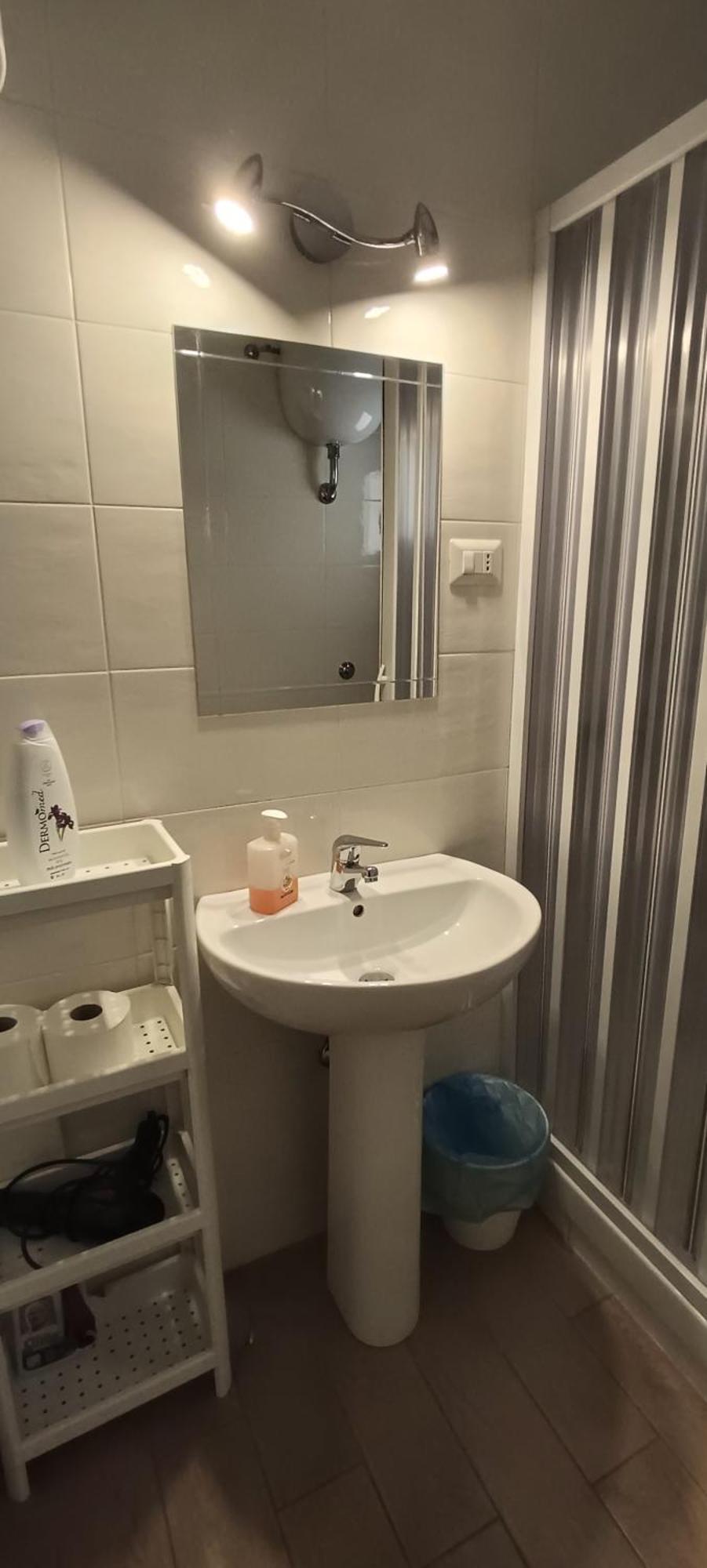 Casa Laura Oliva Mancini Bed & Breakfast Napoli Bagian luar foto