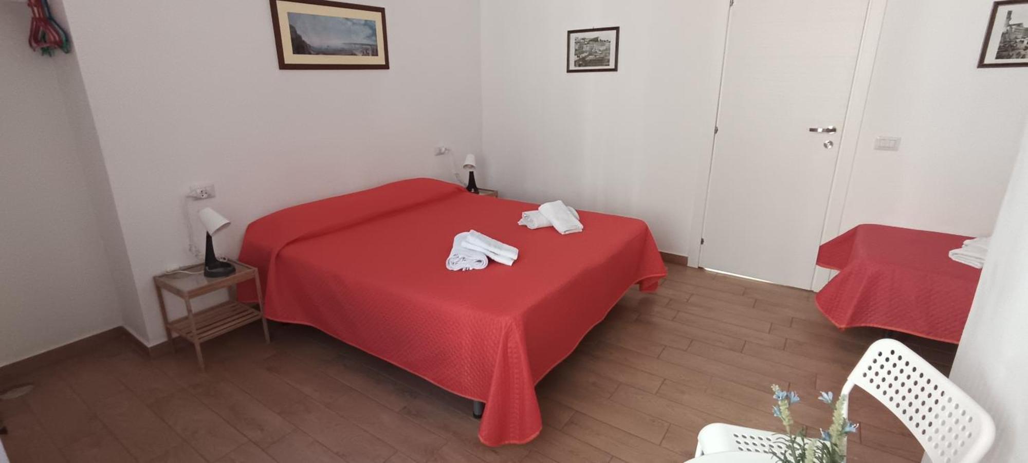 Casa Laura Oliva Mancini Bed & Breakfast Napoli Bagian luar foto