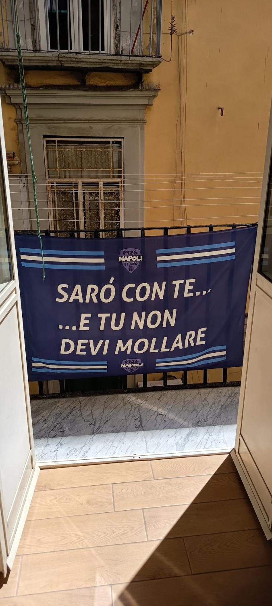 Casa Laura Oliva Mancini Bed & Breakfast Napoli Bagian luar foto
